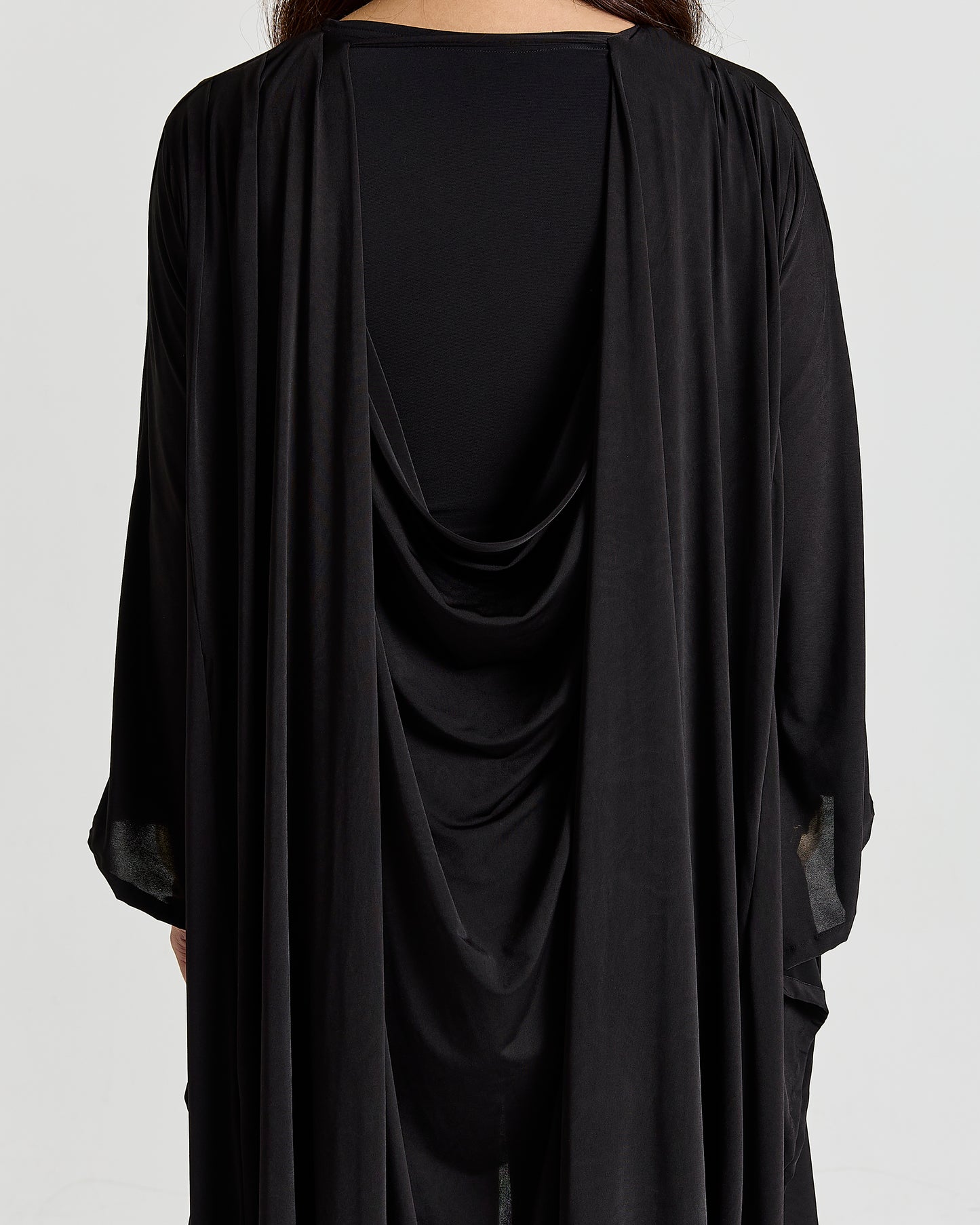 SAFA ABAYA in Black