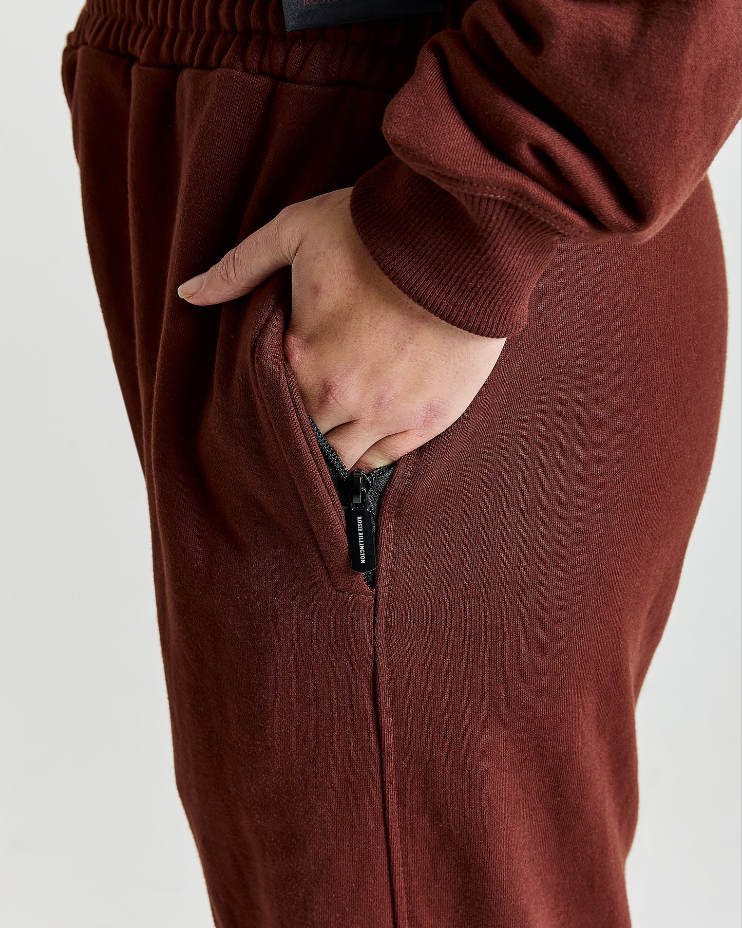 SAFARI Jogger in Brown