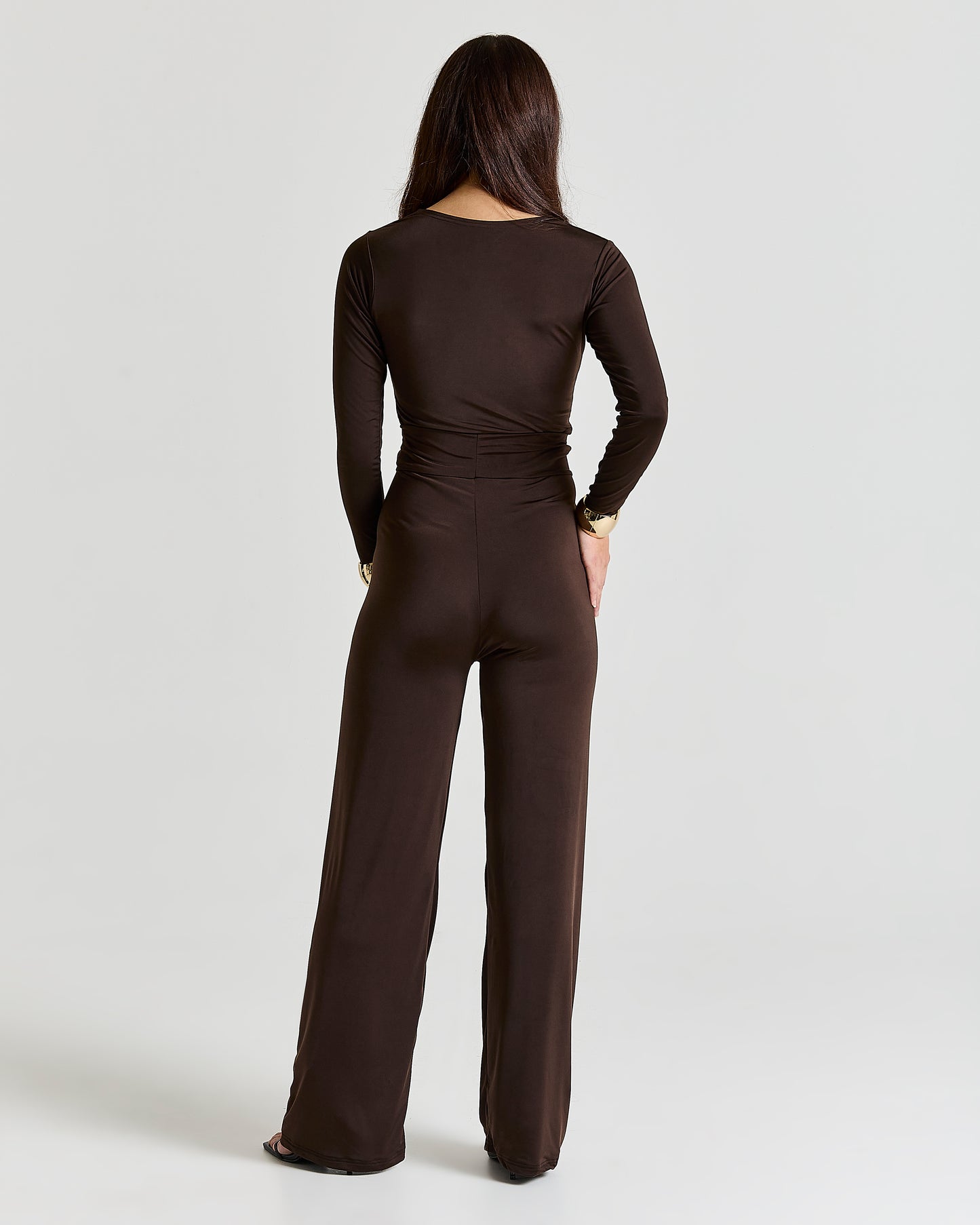 BASIC LONG SLEEVE TOP in Brown