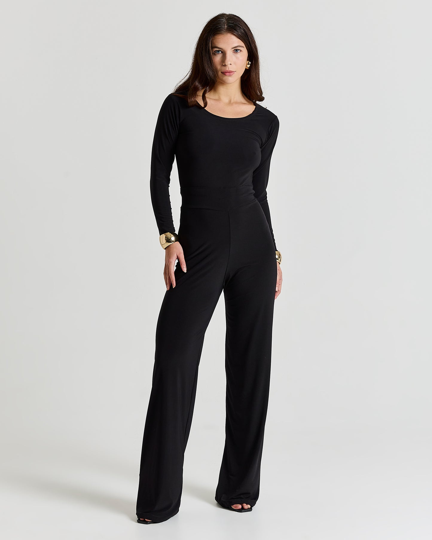 BASIC LONG SLEEVE TOP in Black