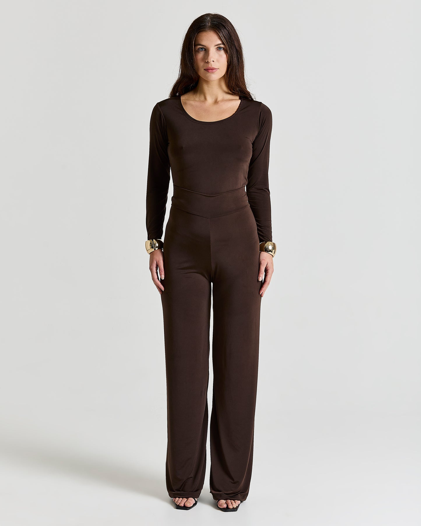 BASIC LONG SLEEVE TOP in Brown